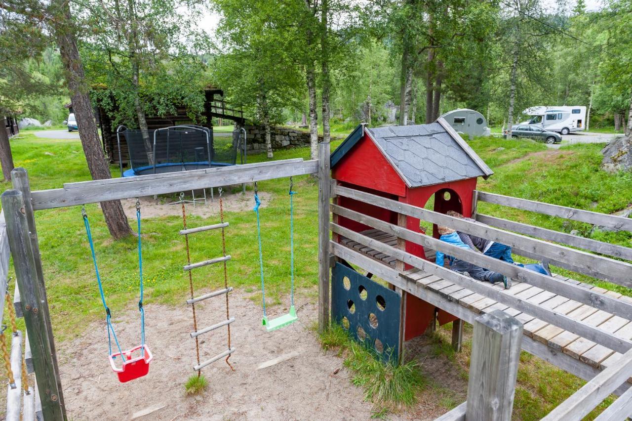 Groven Camping & Hyttegrend Amot  Екстер'єр фото